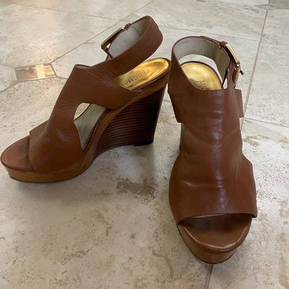 Michael Kors Brown Josephine Wedge Sandal Woman 7 - Picture 1 of 7
